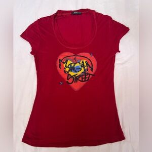 Morgan de Toi Red Heart Graphic Tee